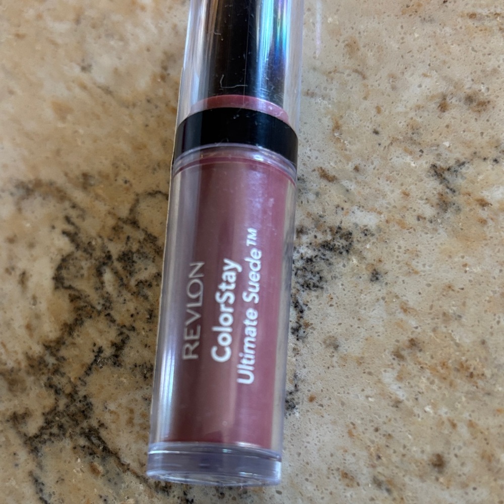 Revlon ColorStay Ultimate Suede Lipstick - Super Model 045 sealed
